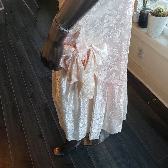 Gunne Sax by Jessica McClintock Formal Event Dress - Picture 9 of 10